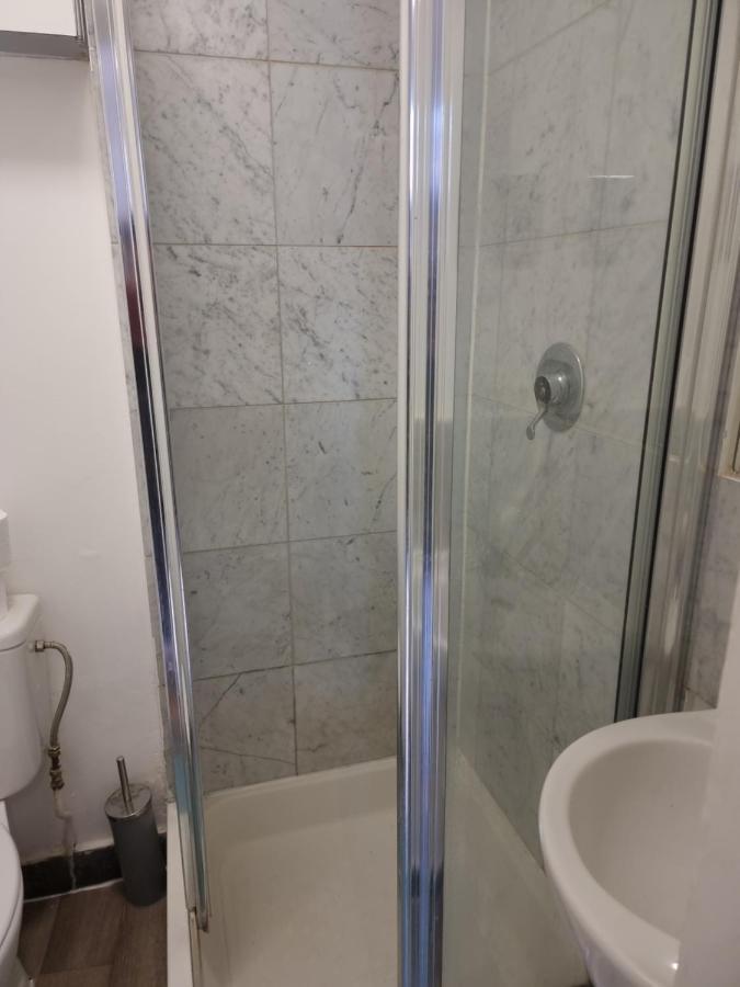 F8-Mezzanine 1St Floor Flat Fits 3 Near Paddington Apartment ลอนดอน ภายนอก รูปภาพ